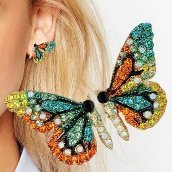 Lola  Mae Jewelry - 𝅺butterfly Earrings Rhinestone
